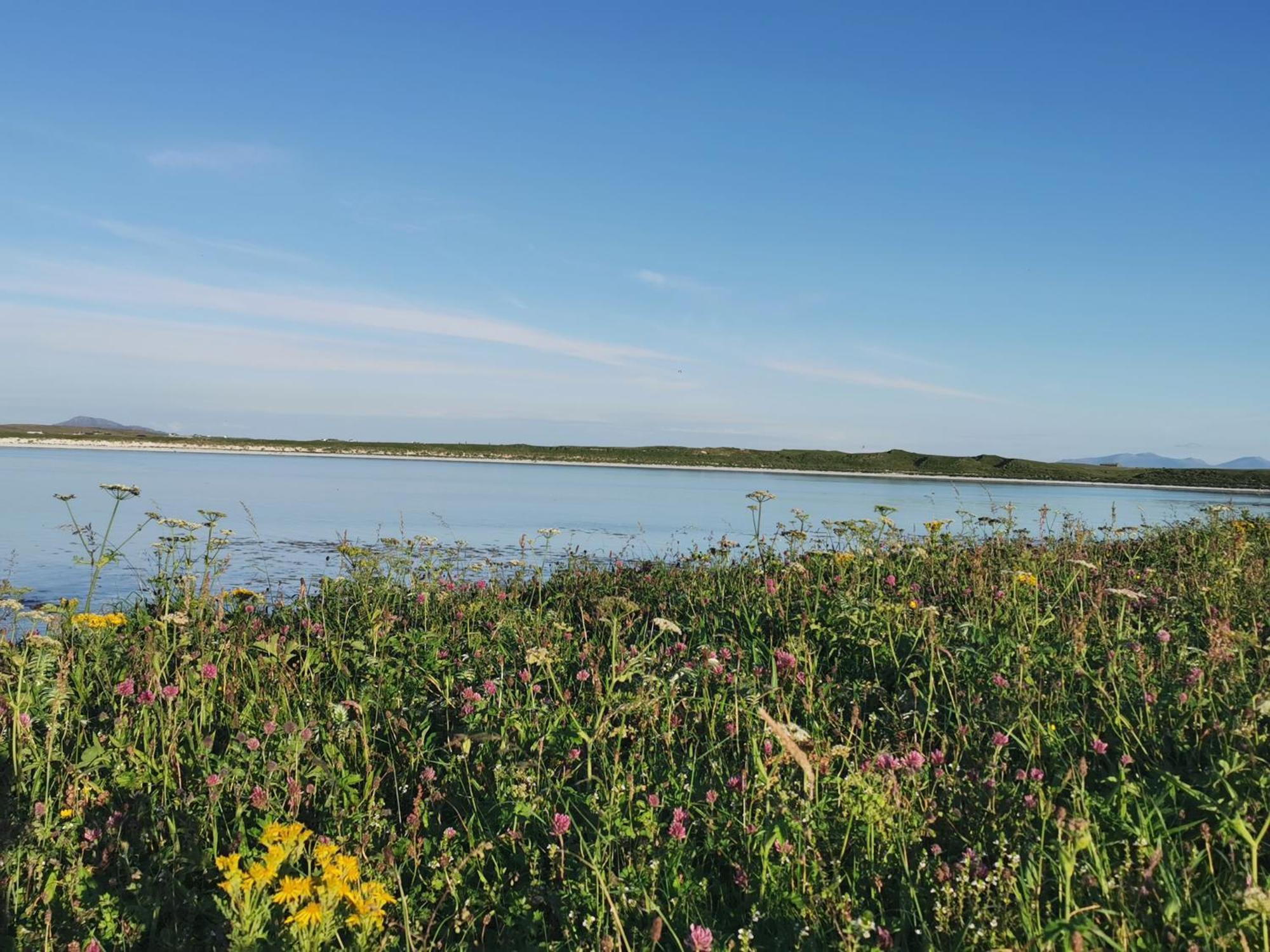 North Uist Lodges Tigharry Екстер'єр фото